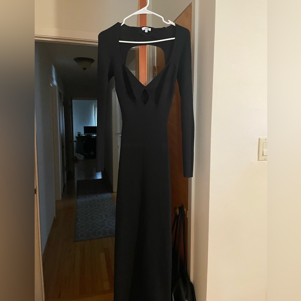 Sau Lee black long sleeve ribbed maxi dress. Keyhole front, back slit, size 8